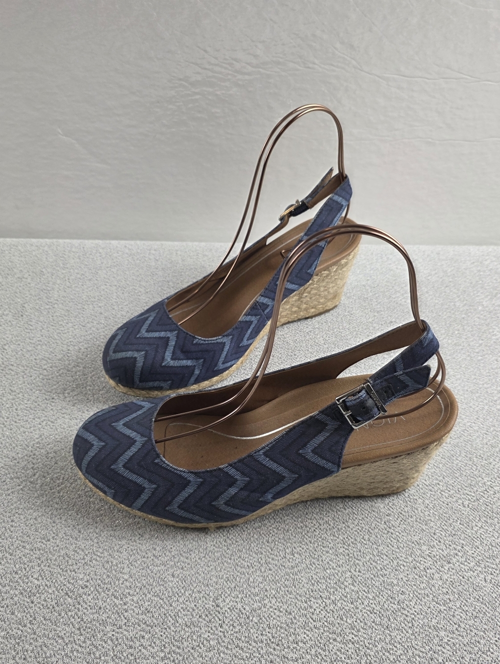 Vionic Coralina Espadrille Wedge Slingback Shoes Blue Chevron Wmn's 8.5
